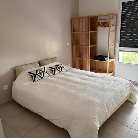 Pavlova : Calme, Vue, Elegant, Spacieux, Sur Et Apartment Montpellier